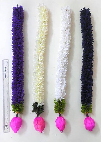 Garland with Lotus buds