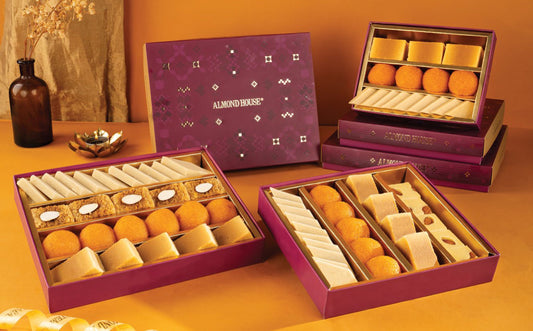 Right Choice 1Kg - Almond House Gift Box