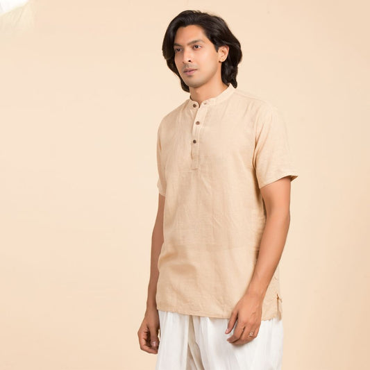 Isha Life MenÕs Cotton Hemp Kurta. Beige. Half sleeves. Minimalist design. Natural fibers.
