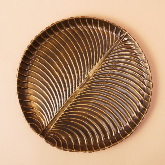 Leaf textured brass bowl - Large