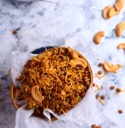 Dal Mot - North Indian Namkeen - Buy Online from Almond House | Desify