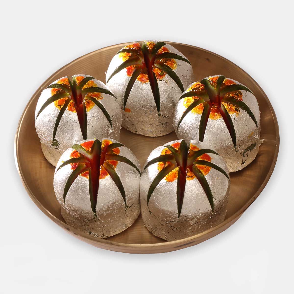 Kaju Kusumkali - Dry Fruit Mithai - Buy Online from Dadus | Desify