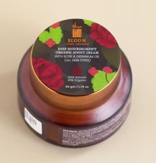 Anti-Pollution Skin Care Regime: Face Care