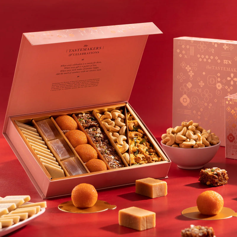 Desify Tohfa hamper