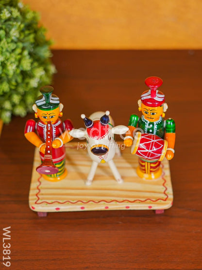 Etikoppaka Toys - Musicians with Cow