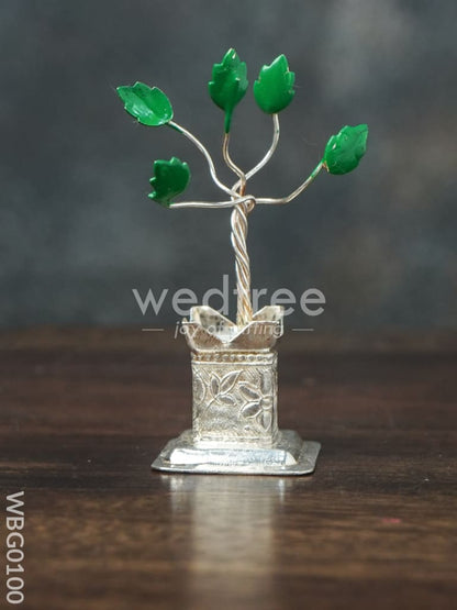 German Silver Tulasi Maadam with Green Leaves