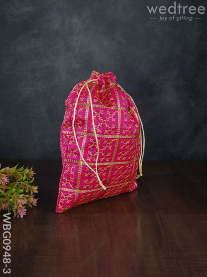 Golden Embroidary String Bag