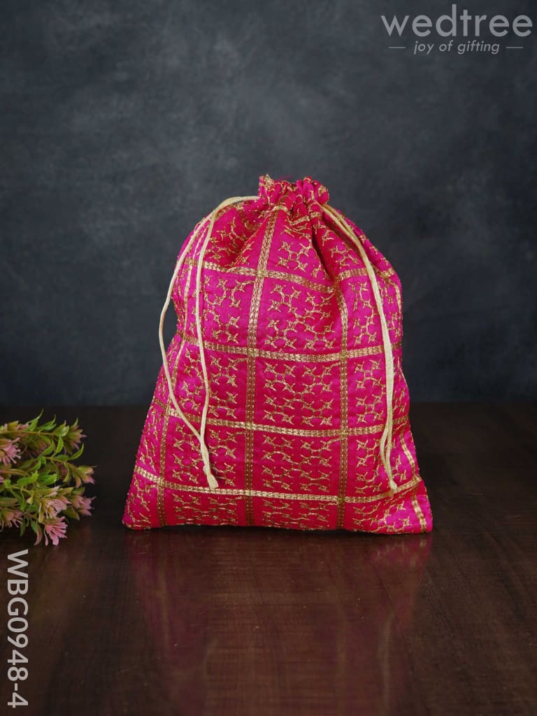 Golden Embroidary String Bag