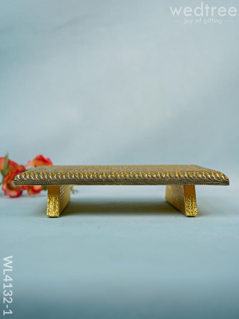 Golden Meenakari Manai (12 x 8)