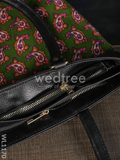 Handbag with Mango Prints