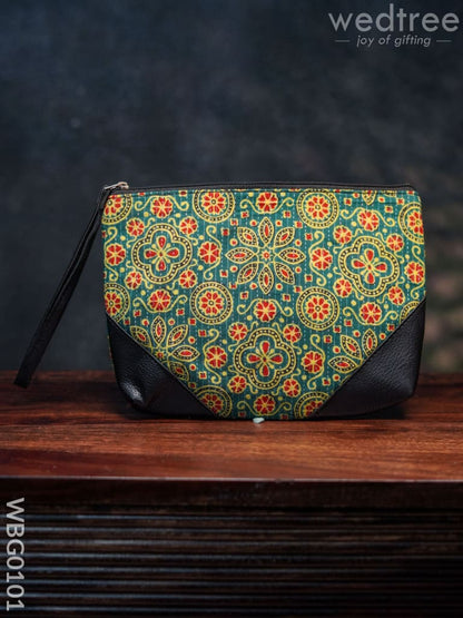 Ikkat Zipper Pouch