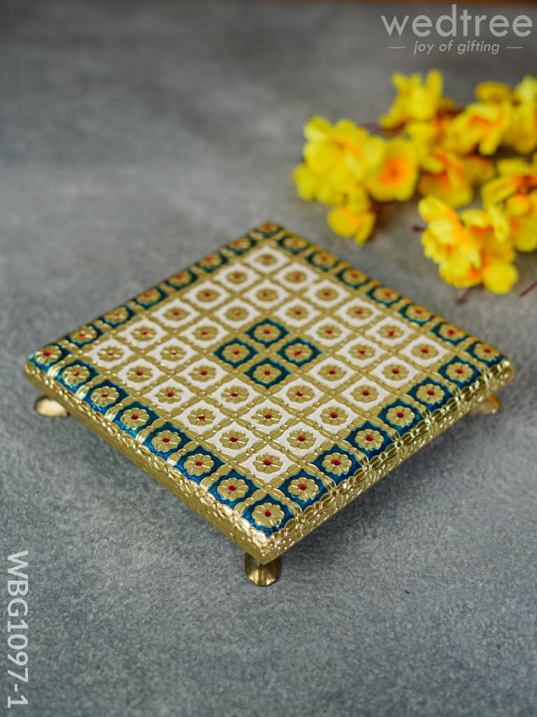 Meenakari Manai - 8x8 inch