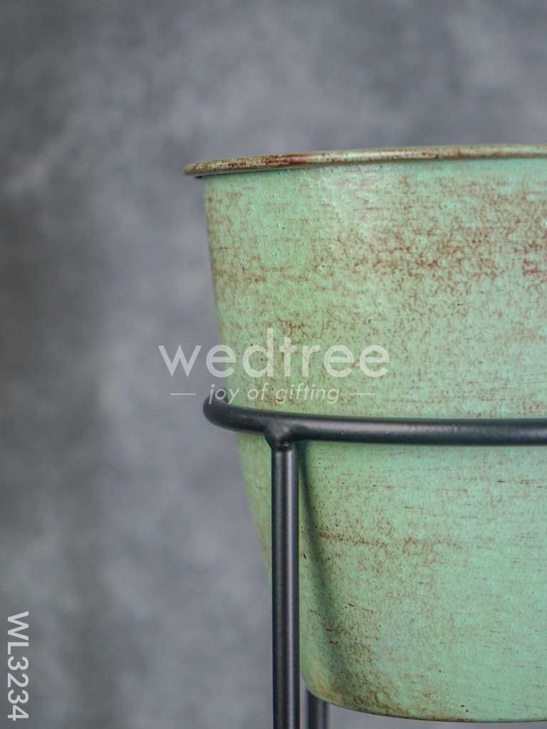 Pastel Green Planter Pot & Stand