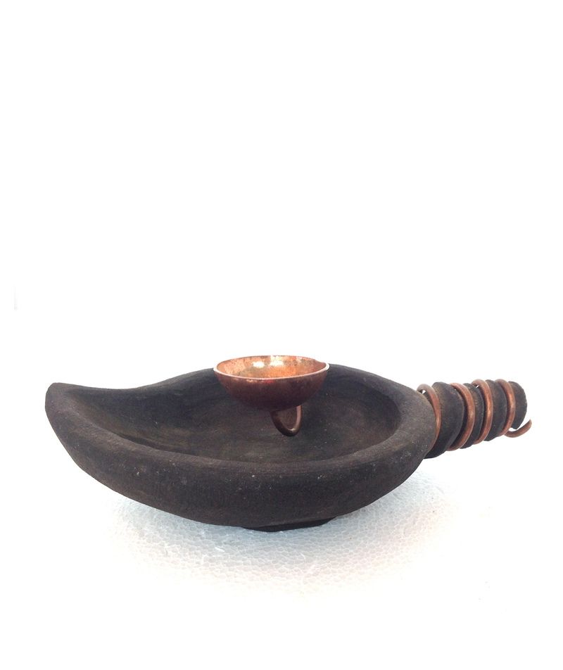 Handcrafted Stone Uruli - Shell with Copper Lamp