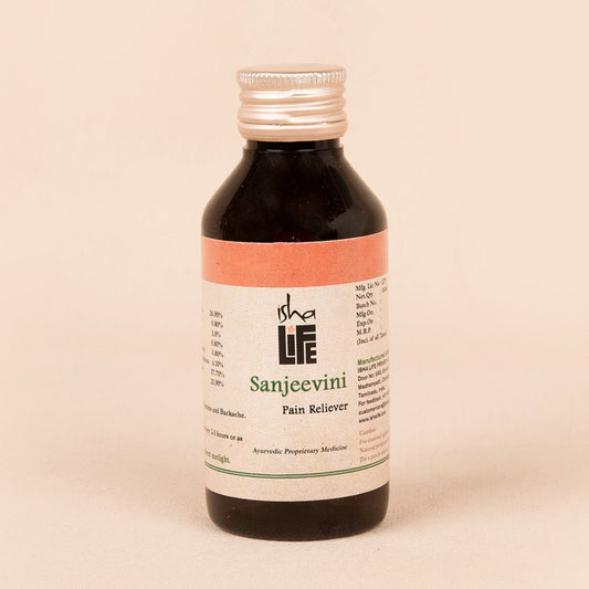 Sanjeevini pain reliever oil. 100% Natural. Highly potent ancient formulation. No mineral oil or preservatives - (100ml)