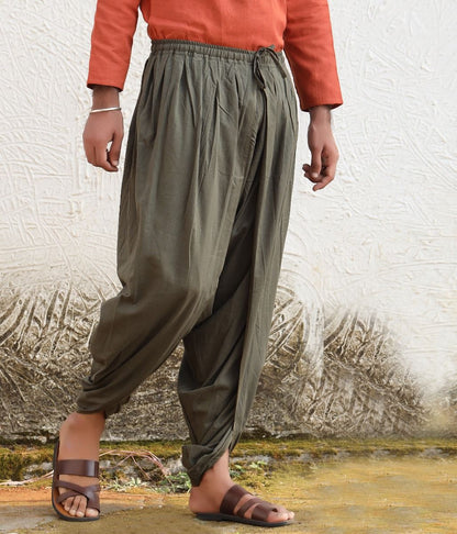 IshaÕs signature. Ready to wear Unisex Dhoti Pants (Olive) / Panchakacham. Easy to pull on. Versatile. Comfortable for both casual and formal wear.